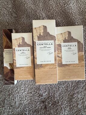 NIB SKIN1004 4 Piece Centella Teca Intensive Soothing  Set